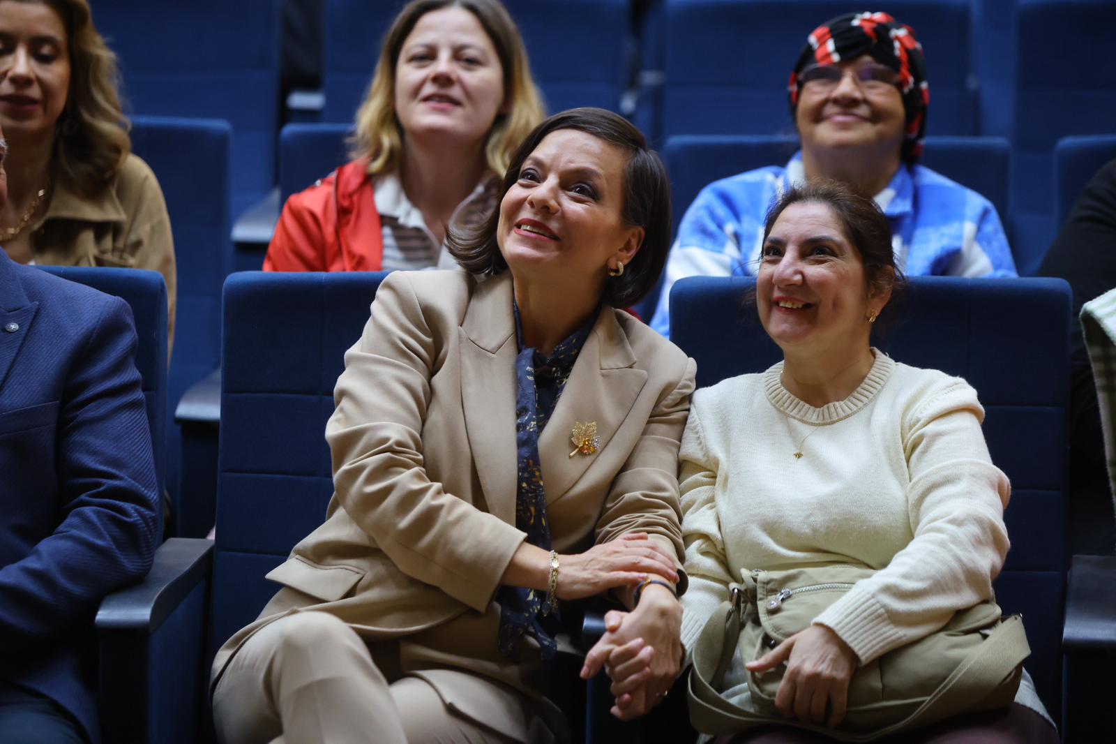 Karabağlar ’Da Engeller Tasarımla Aşıldı (5)