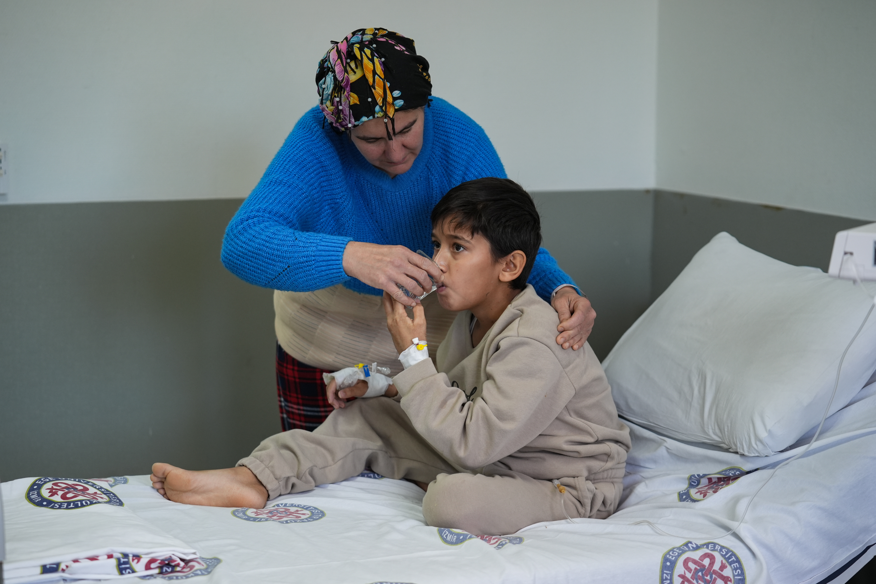 Karaciğerini Verdi, Uyanınca Ilk Sorusu1