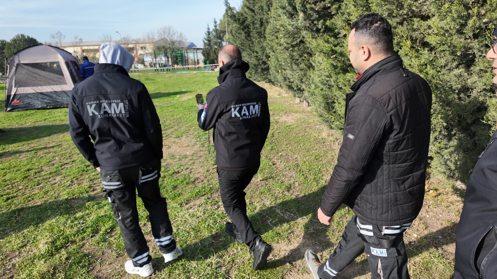 Sırada kampçılık, yangın ve İlkyardım Eğitimleri Var