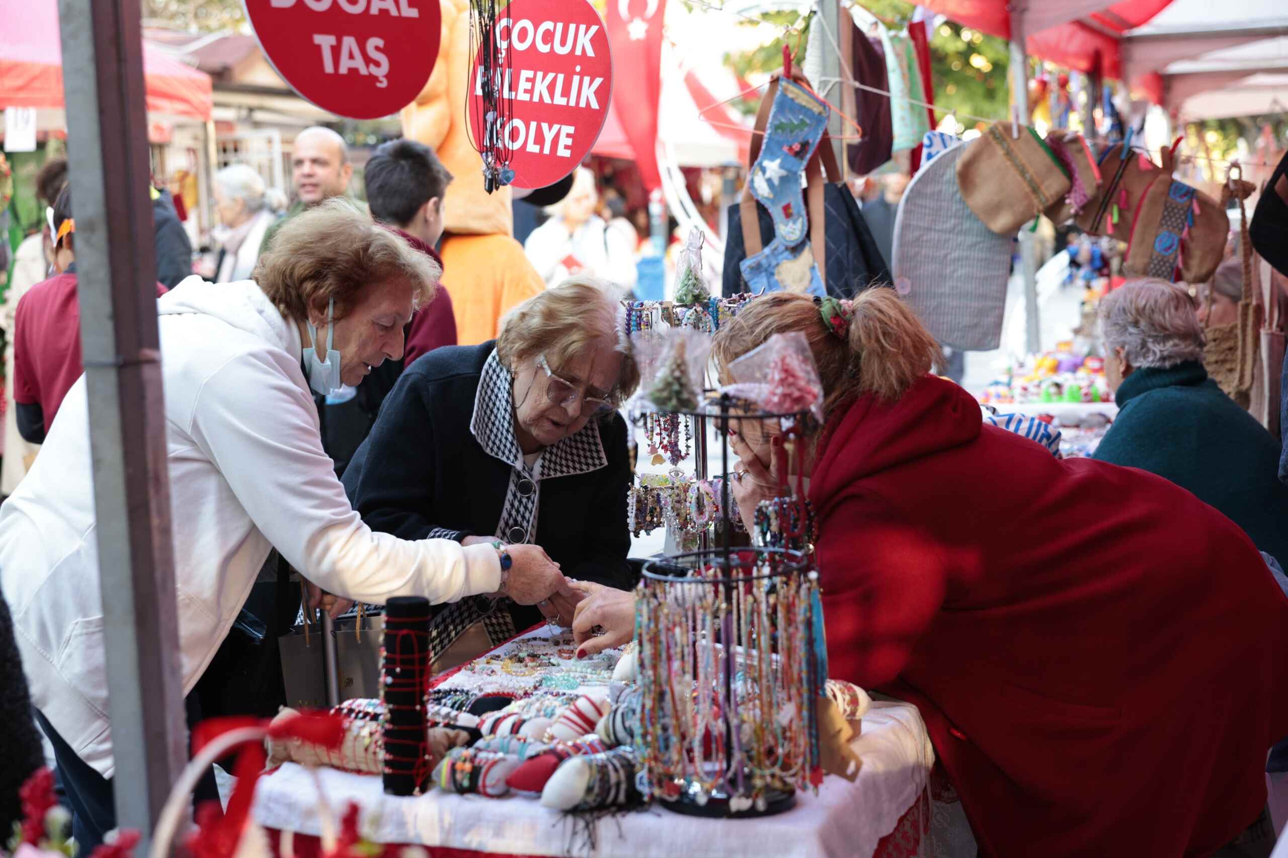 Konak’ta Yeni Yıl El Emeği Kerme (2)