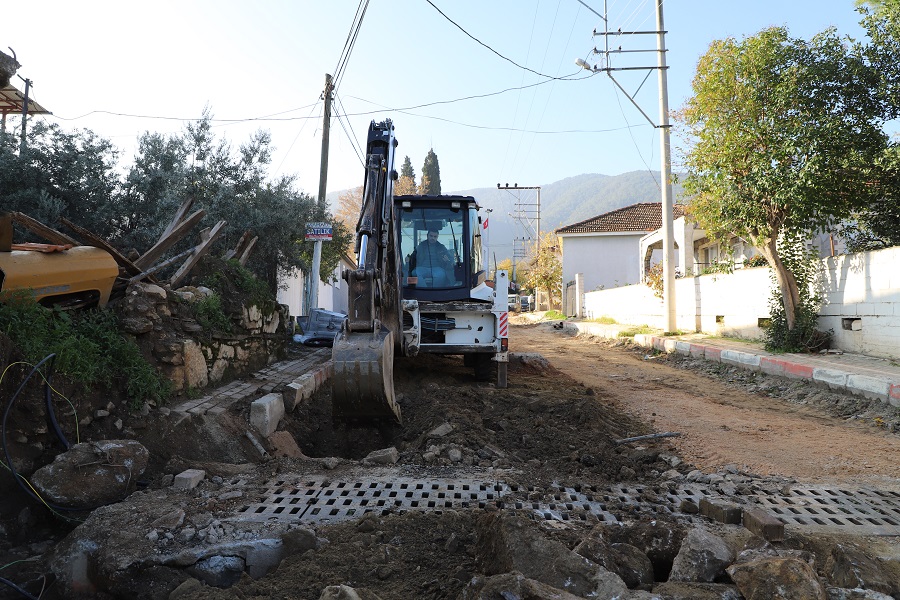 Menderes’te Gazi Mustafa Kemal Caddes1