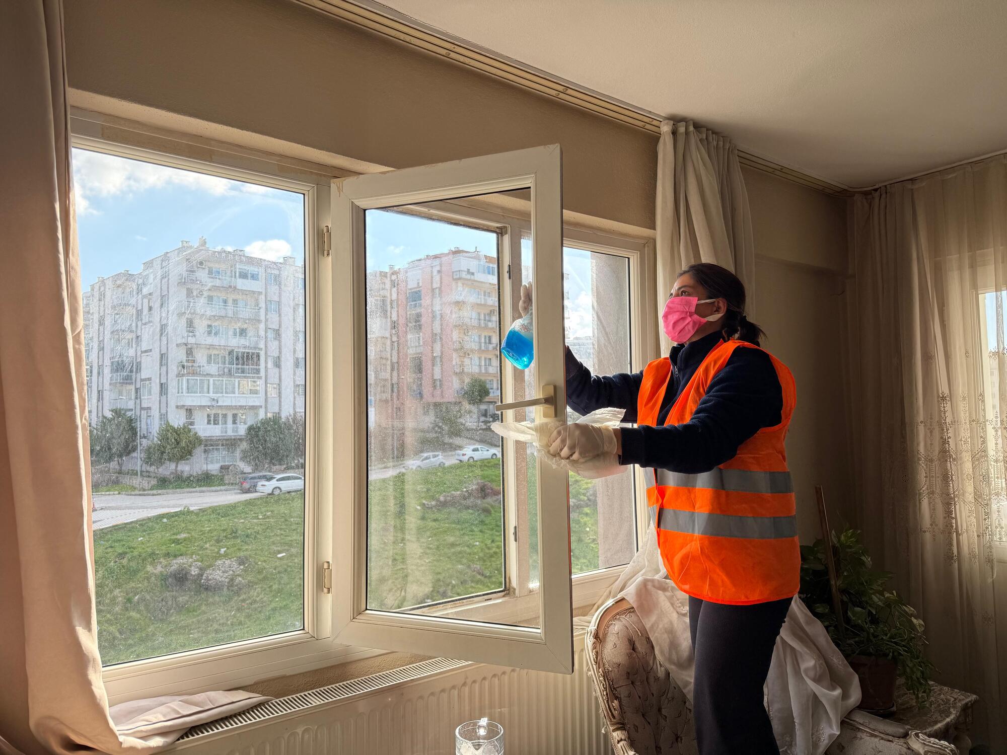 Menemen’de Vatandaşın Cebinden K 2