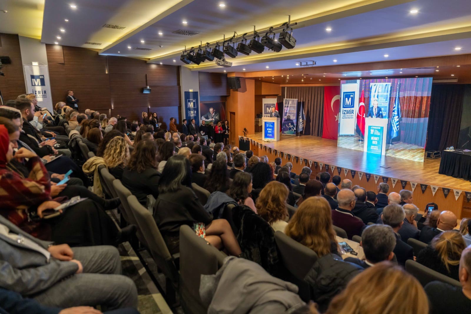 Muhasebede Dönüşüm Hızlandı, 1