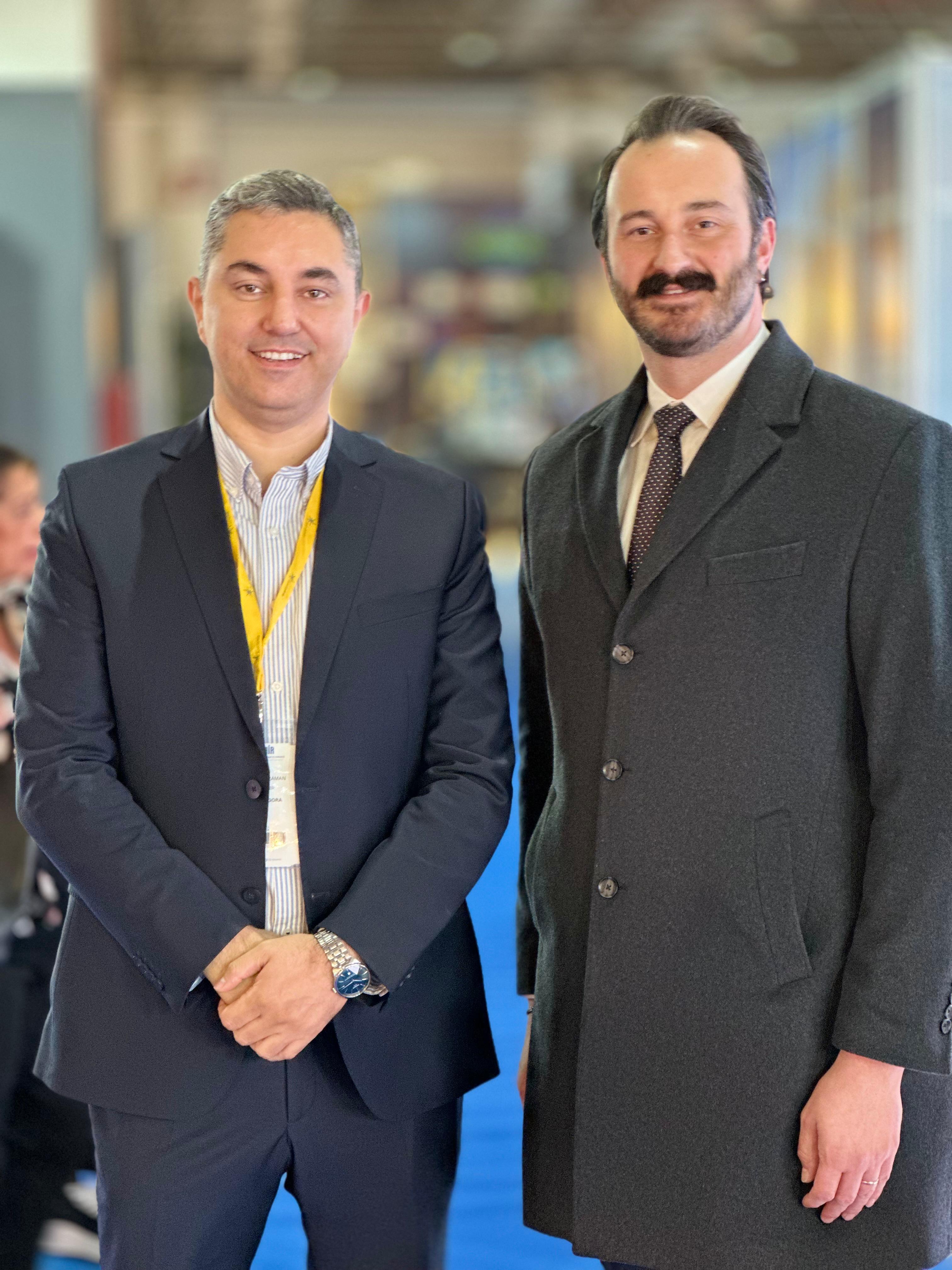 Murat Kahraman Cemal Kürekçi