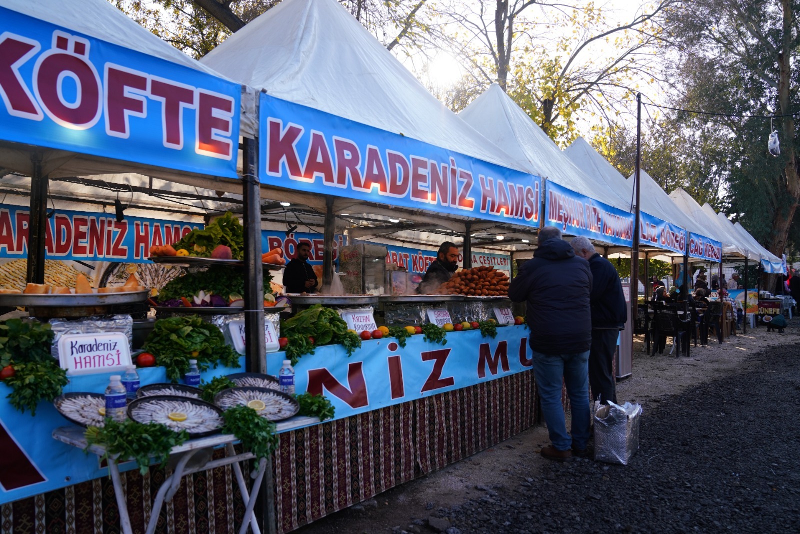 Tire'de protokol ve vatandaşlar bir araya geldi