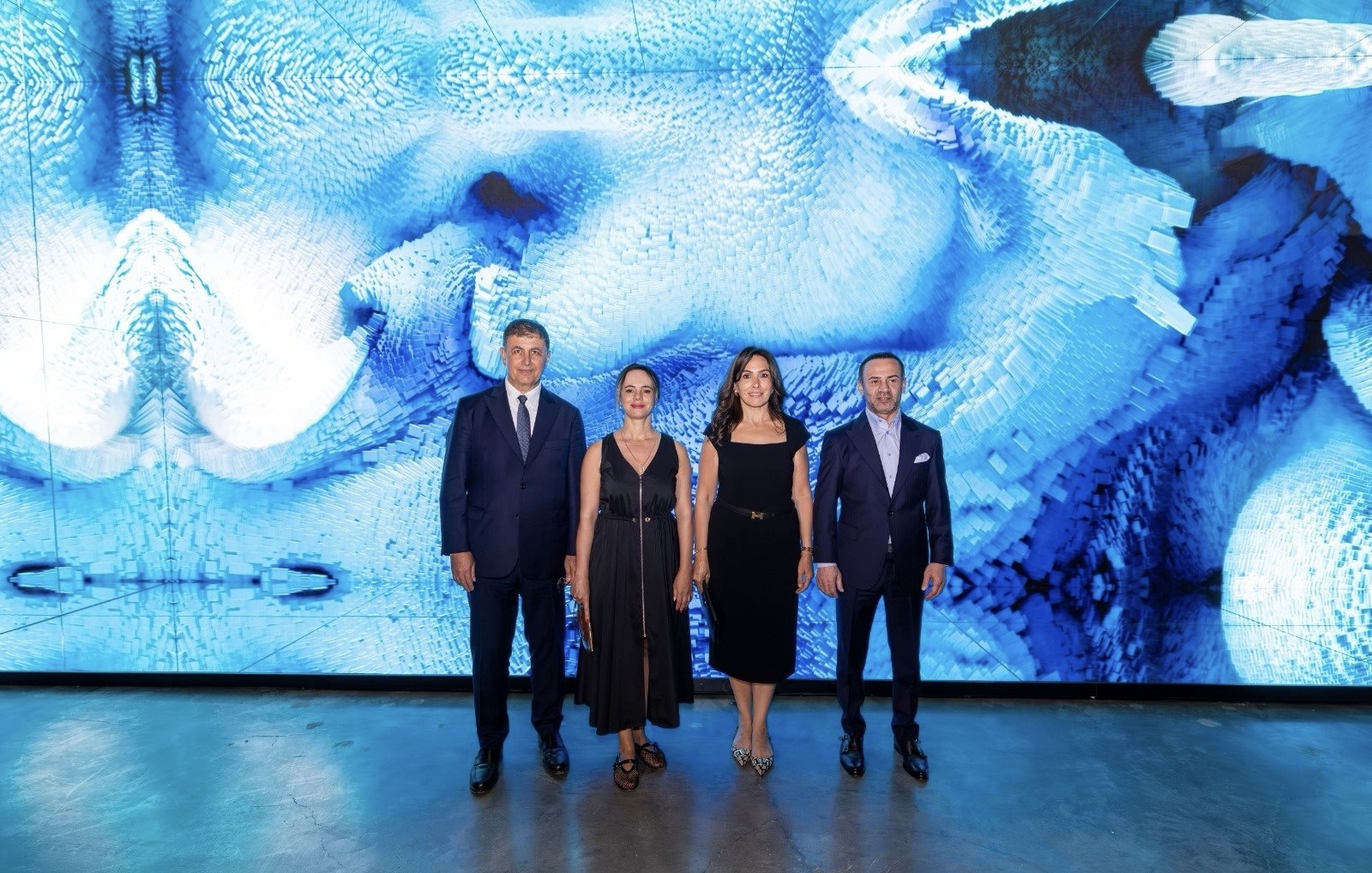 Refik Anadol’un Eserleri İzmir’de4