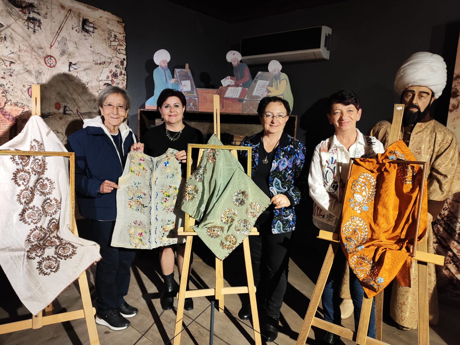 Tokat Yazmacılığı İzmir'de Yeniden Hayat Buluyor Foto (19)