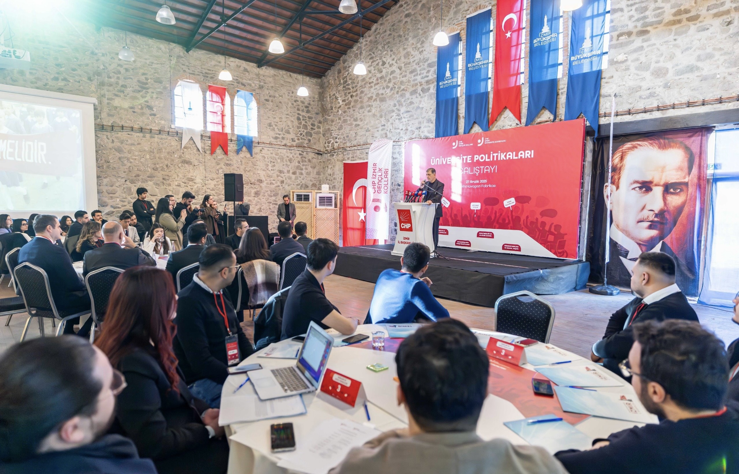 Tugay’dan Üniversite Gençliğine Net Mesaj!1