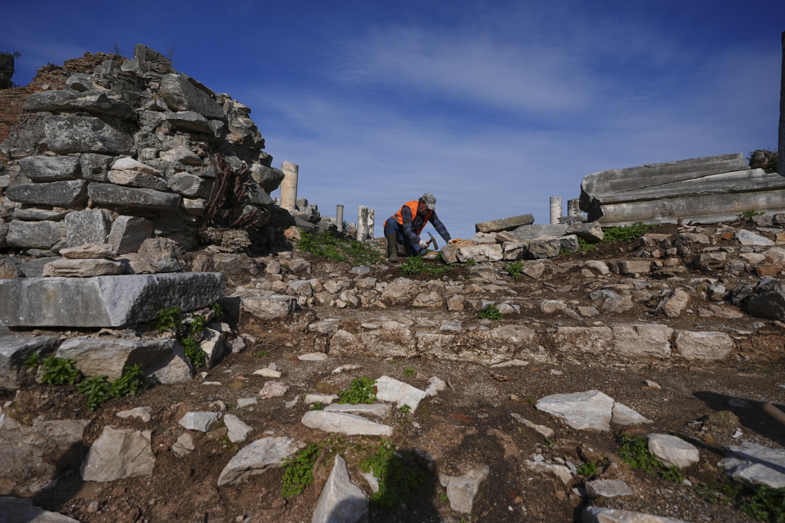 Serapis figürü: Antik heykeli tekrar eden özgün tasvir