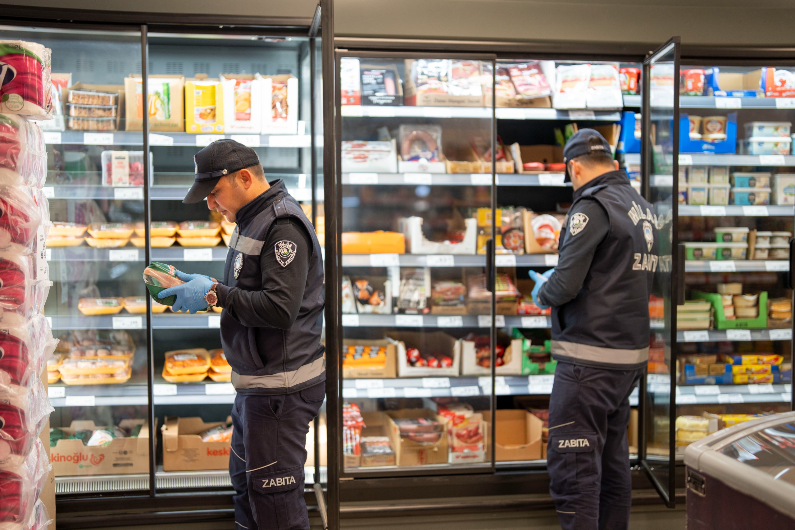 Zabıtanın Merceğinde Zincir Marketler Oldu!1