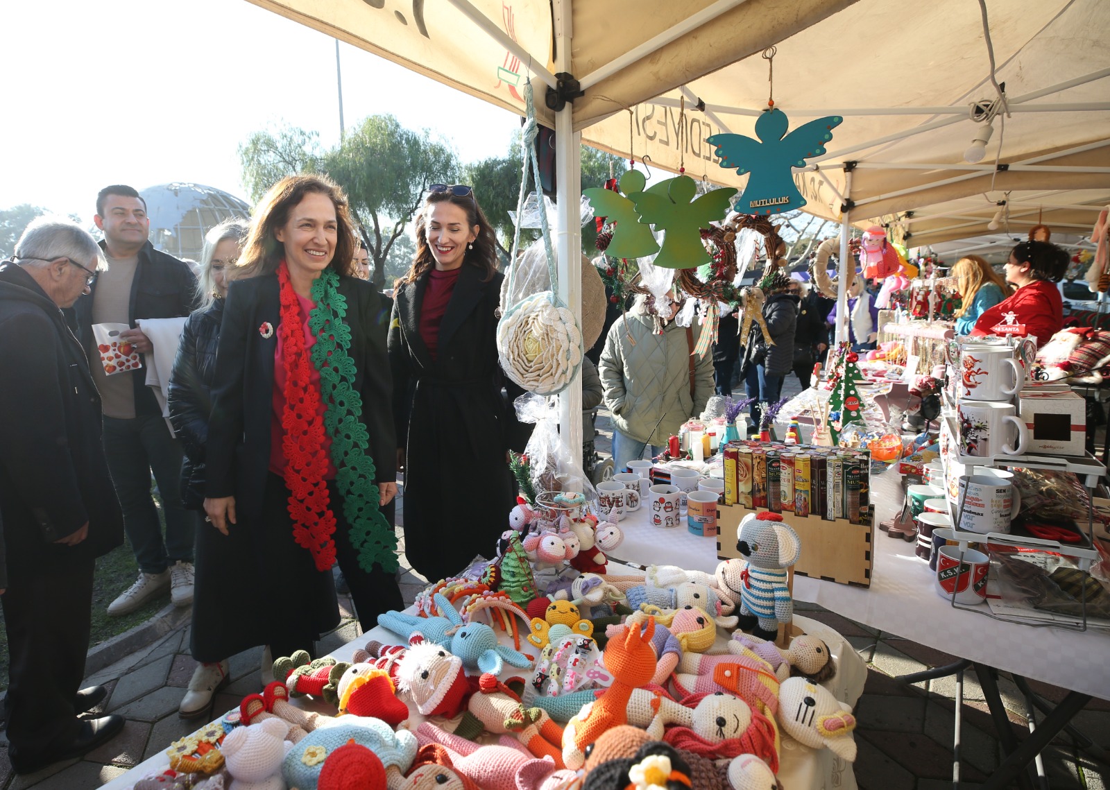 Zühtü Işıl Meydanı Işıl Işıl1