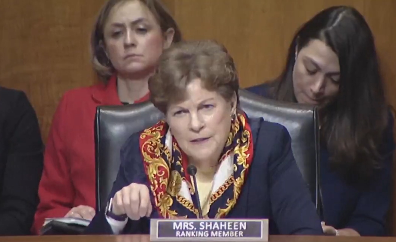 Petrol gelirlerinde "Kayıp" 200 milyon dolar tartışması