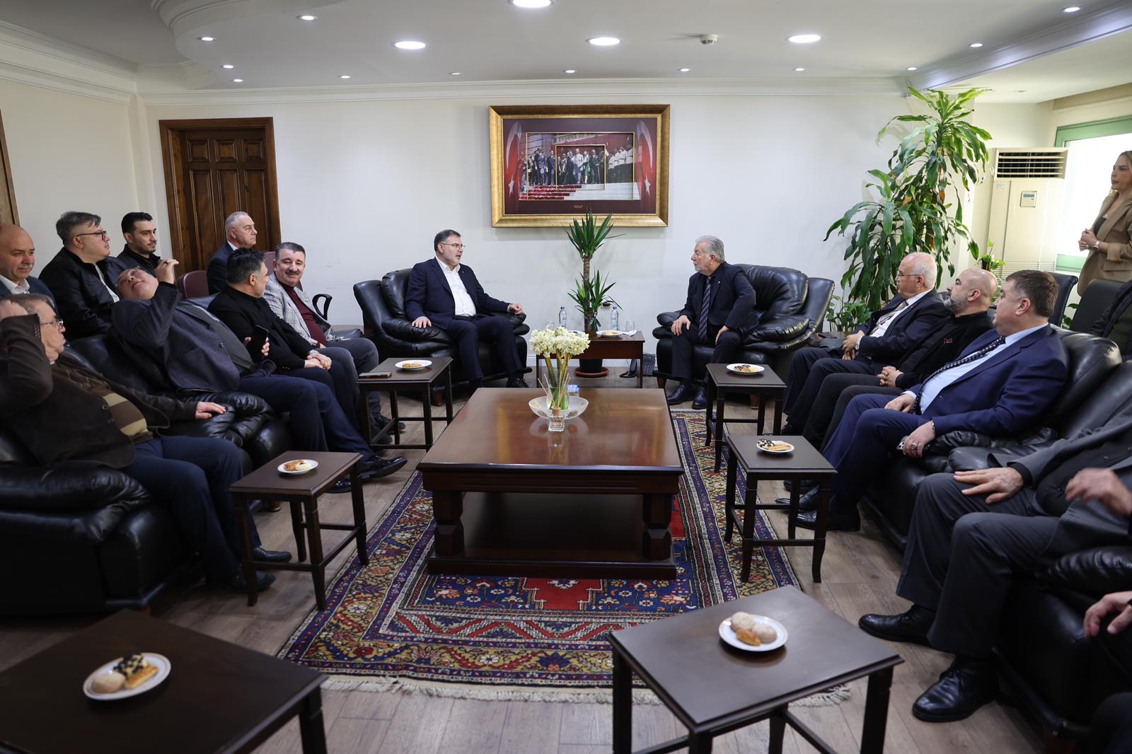 İzmir’in geleceği için iş birliği ve dayanışma vurgusu