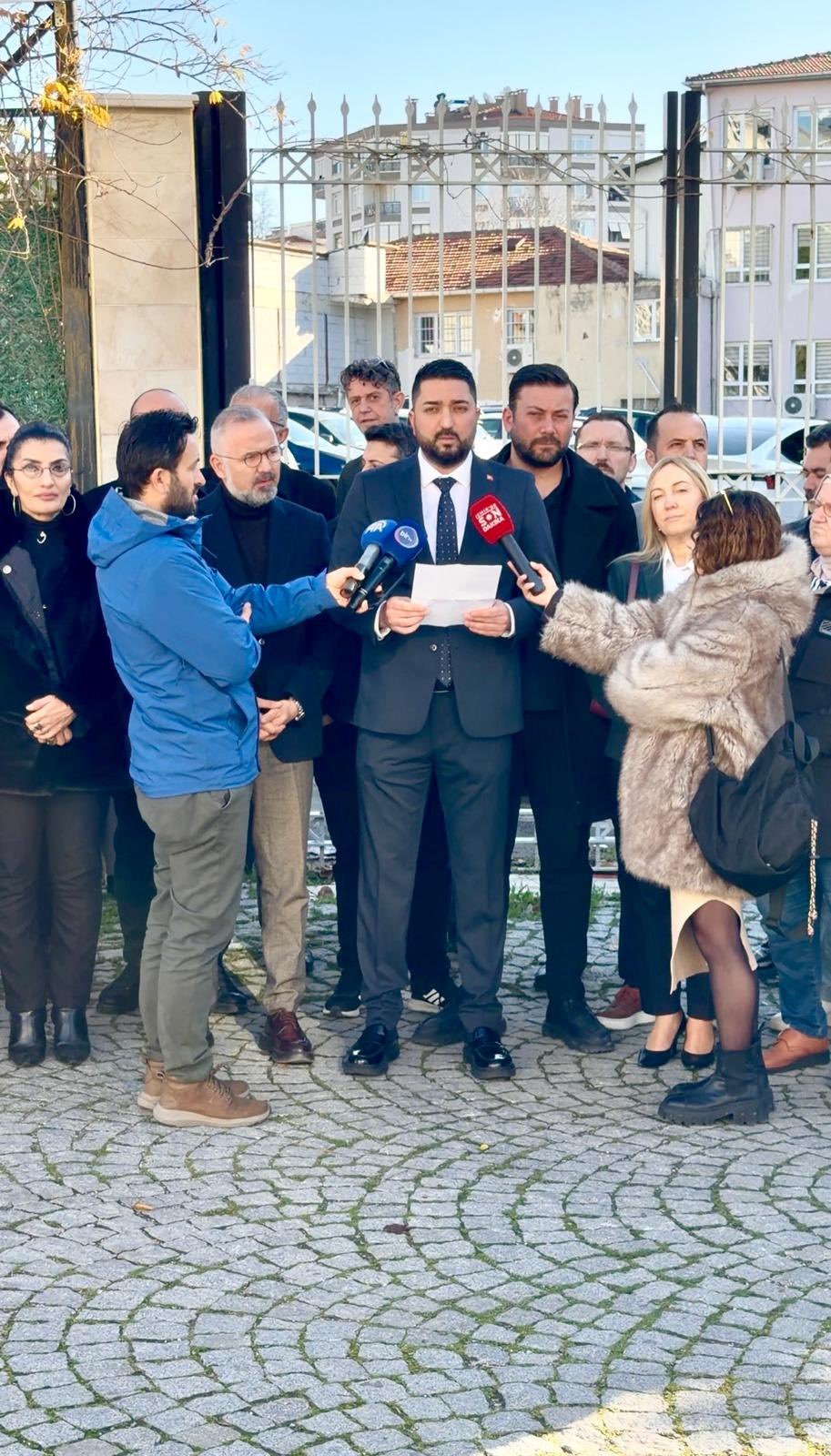 Bornova İlçe Başkanı Cihan Dağlıer’den sert eleştiriler ve ihale müjdesi