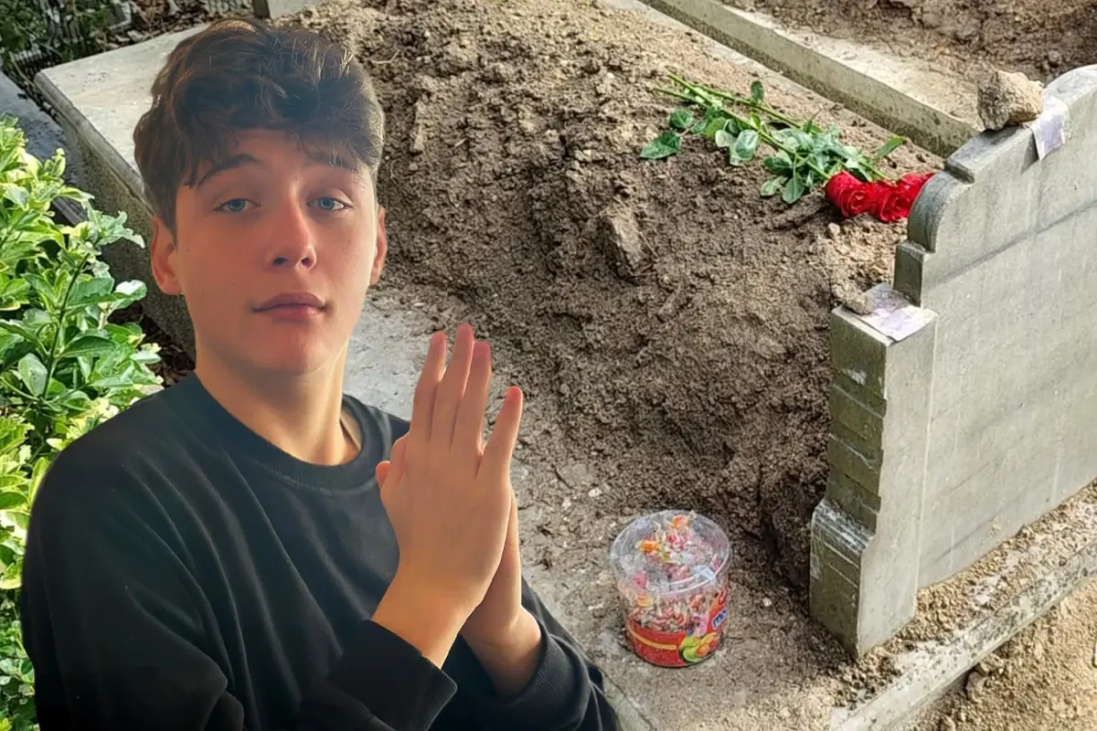 Arkadaşları Atlas'ın Mezarına Gül Ve Şeker Bıraktı-1