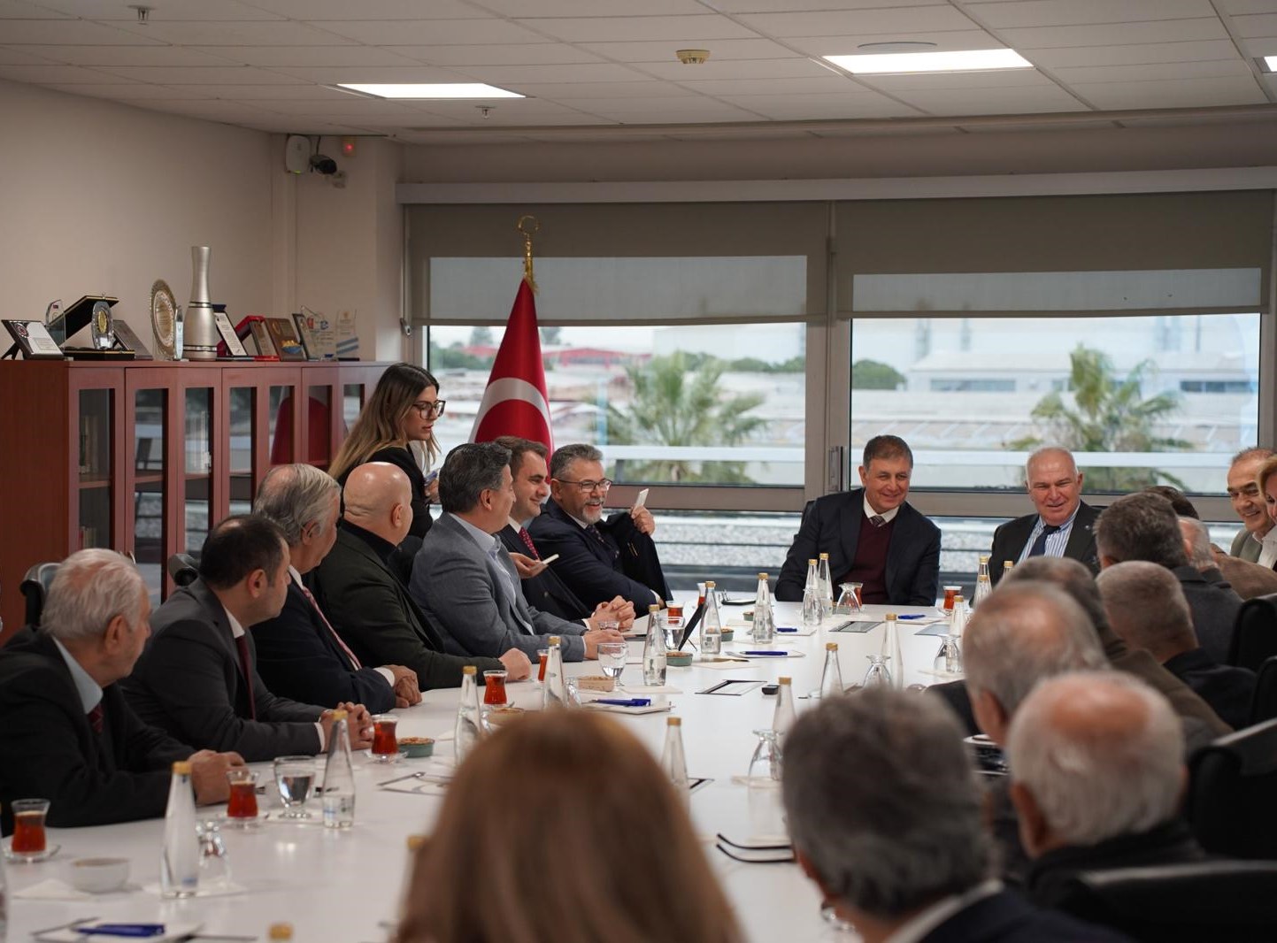 Başkan Tugay Ve Chp İl Yönetiminden İaosb’ye Ziyaret İaosb (1)