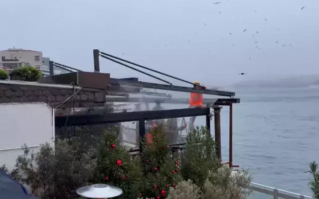 Bebek Otel Yıkımı Başladı