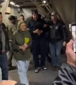 Maduro ve Flore New York'a götürüldü