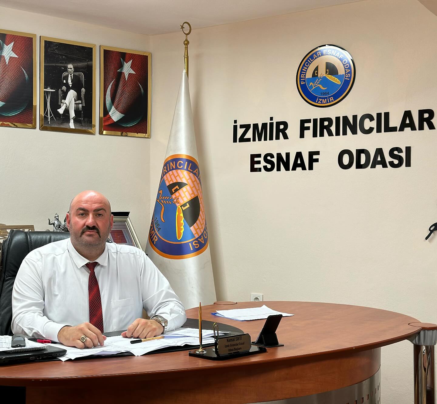 Di̇ğerleri̇ne Göre Daha Büyükçe Kullan