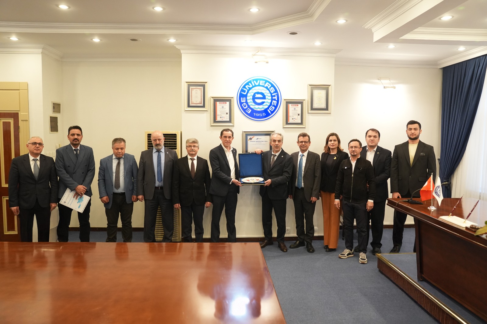 ++Ege Üniversitesi Özbekistan Ile Olan Iş Birliklerini Güçlendiriyor (2)