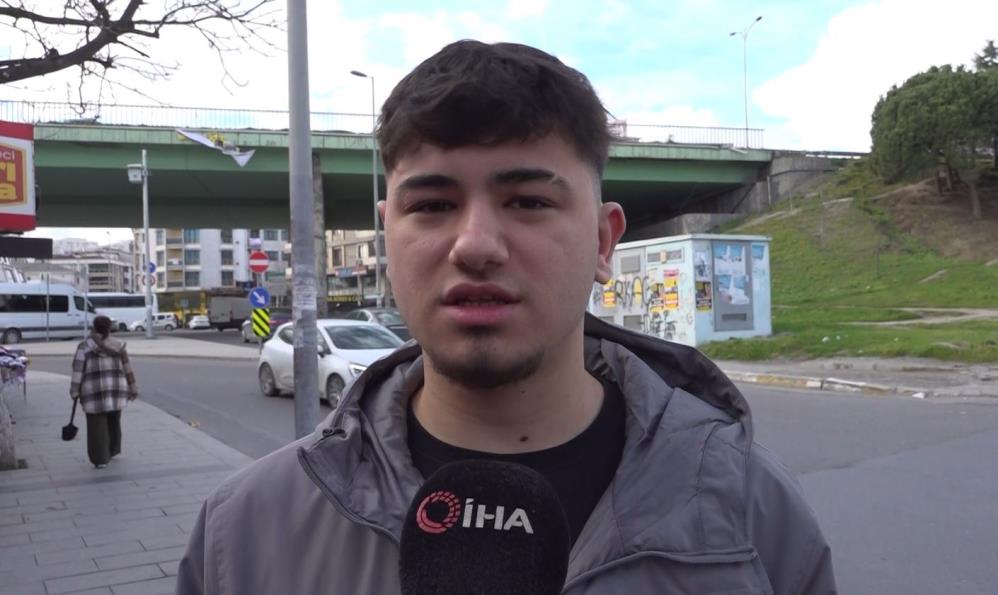 Ehliyetten Kalan Genç