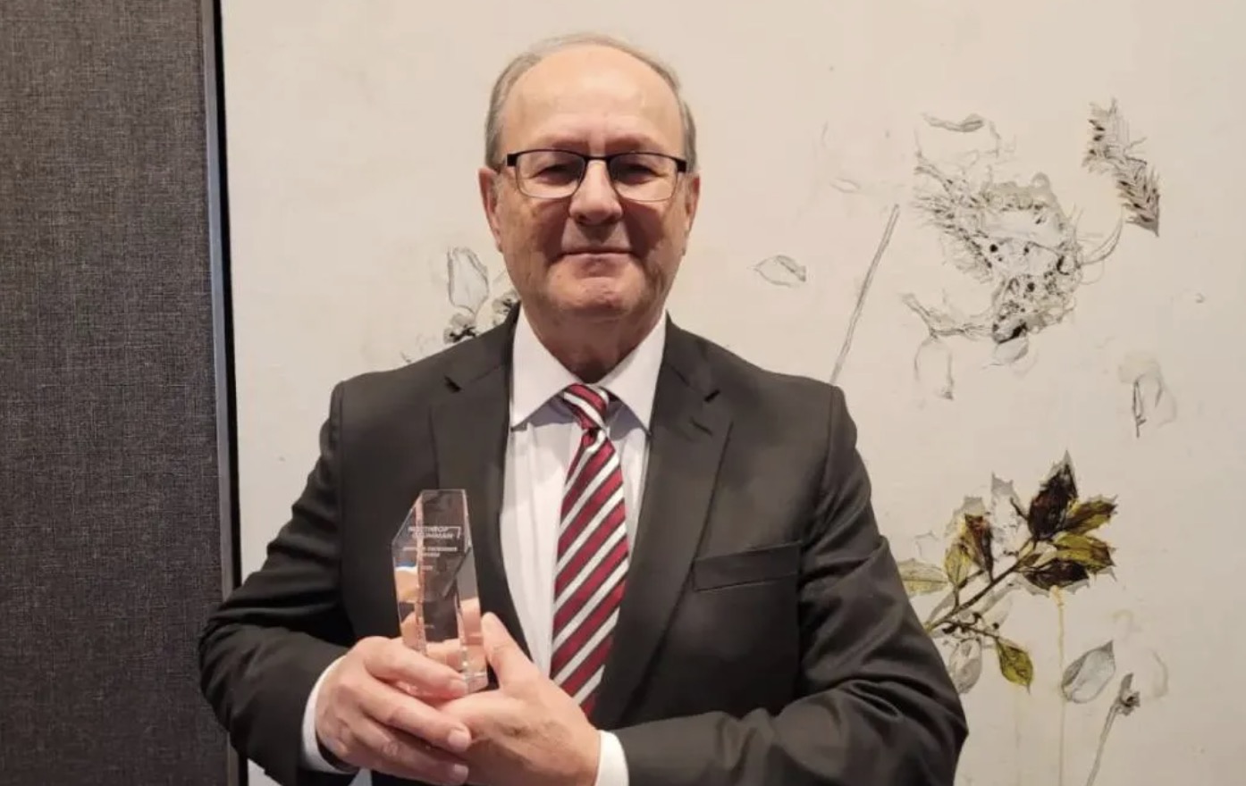 Ergun Kirlikovali Kim