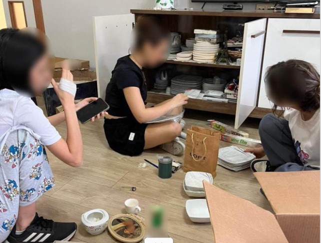 Kız öğrencilerin evdeki fotoları soruşturma dosyasına girdi