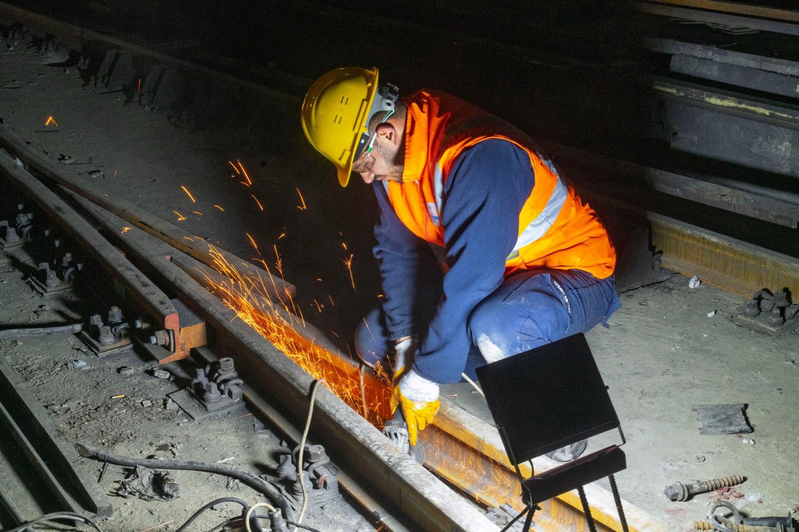 Fahrettin Altay’da Yoğun Mesai1
