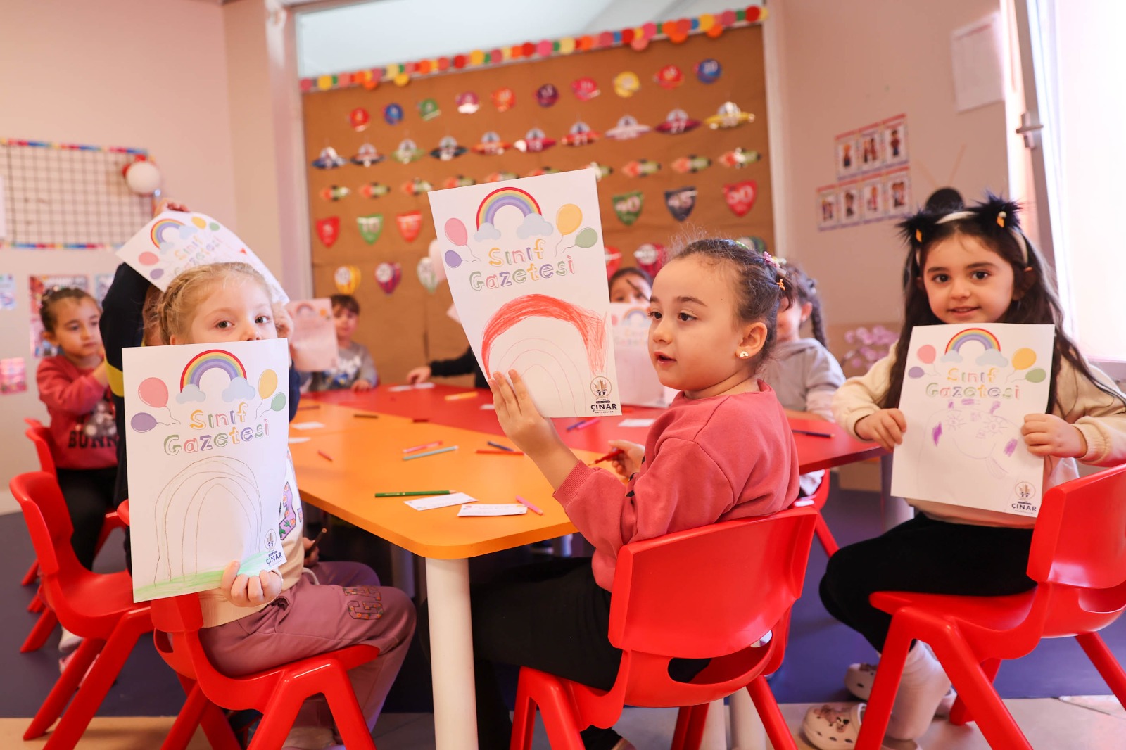 Minik muhabirler sahada 