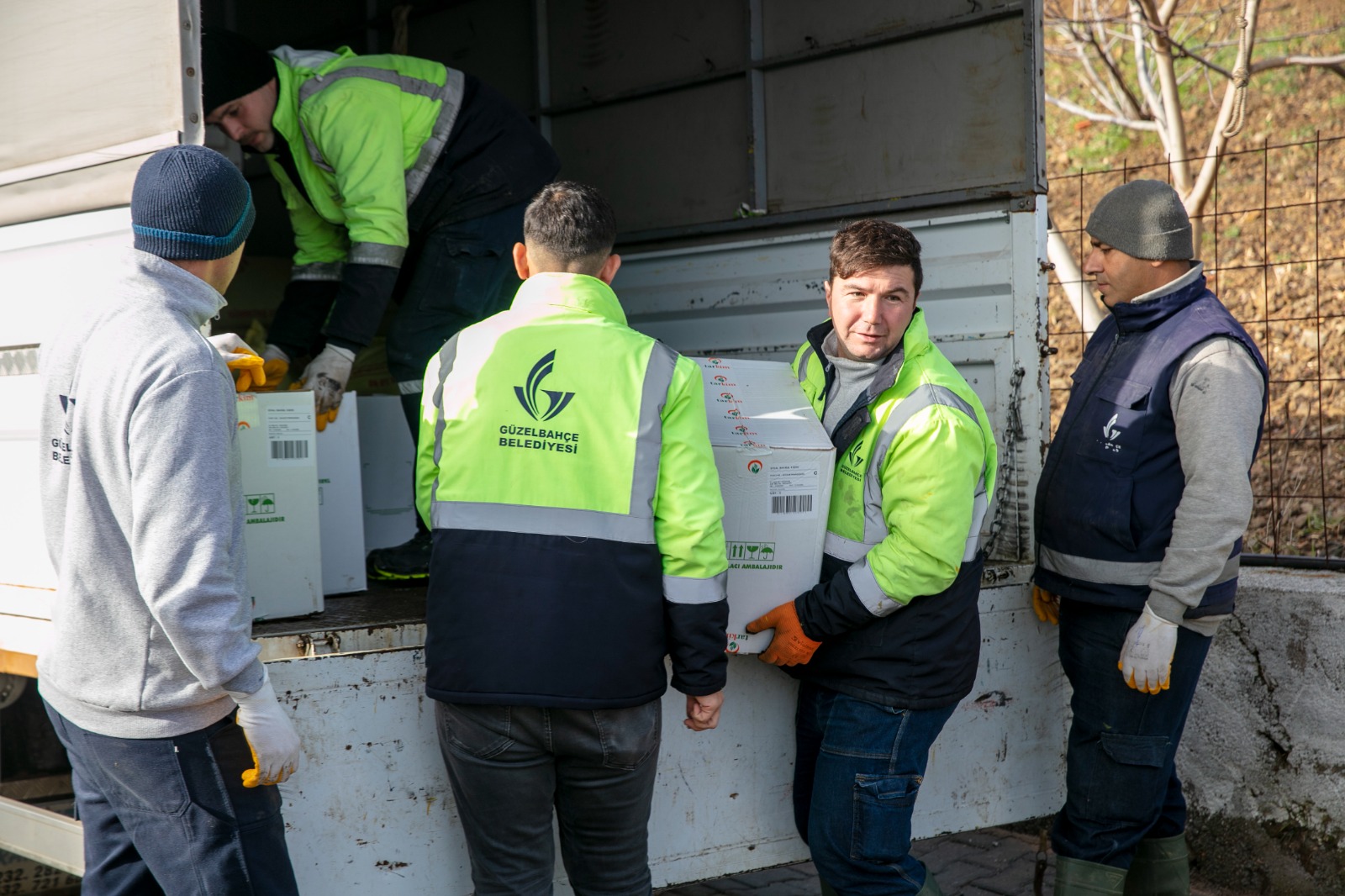 Güzelbahçe’de Üreticiye Gübre Desteği! 2