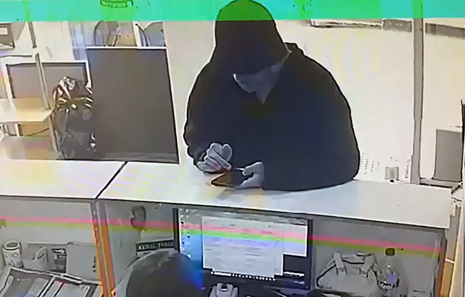 Tanıdık isme kargo tuzağı ve dijital manipülasyon