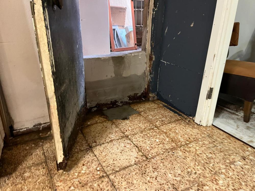 Izmir Selden Zarar Gören Ev