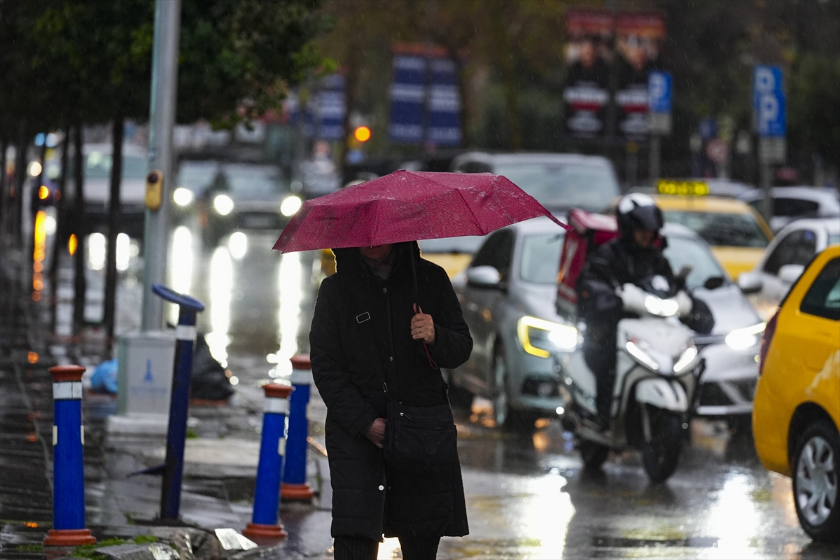 İZDENİZ seferlerine fırtına engeli