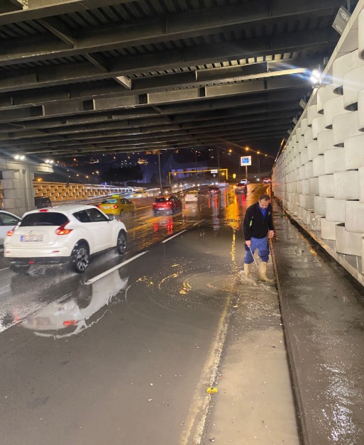 Halkapınar'da yıldırım alarmı ve su kesintileri