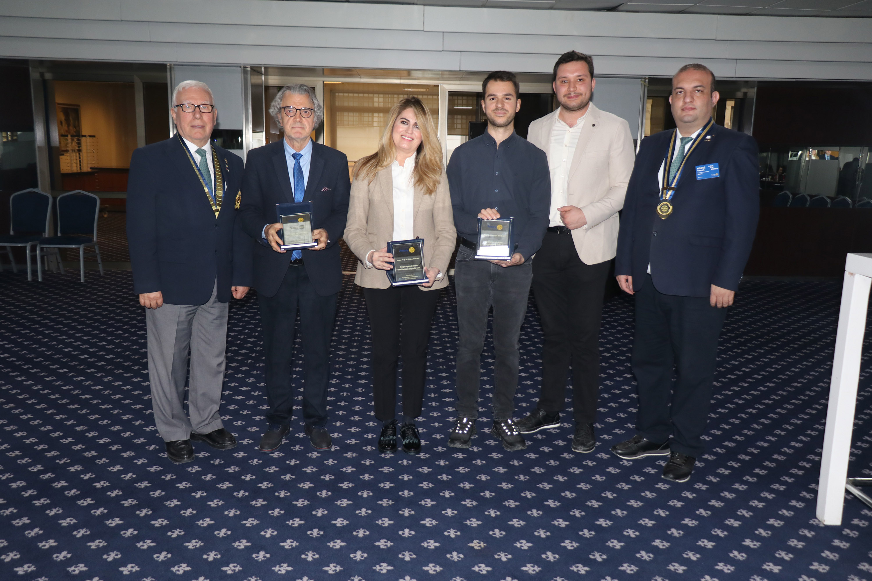 Kurumsal Rotary Kulübü’nden Topluma Değer Katan Ödül Gecesi Foto (7)
