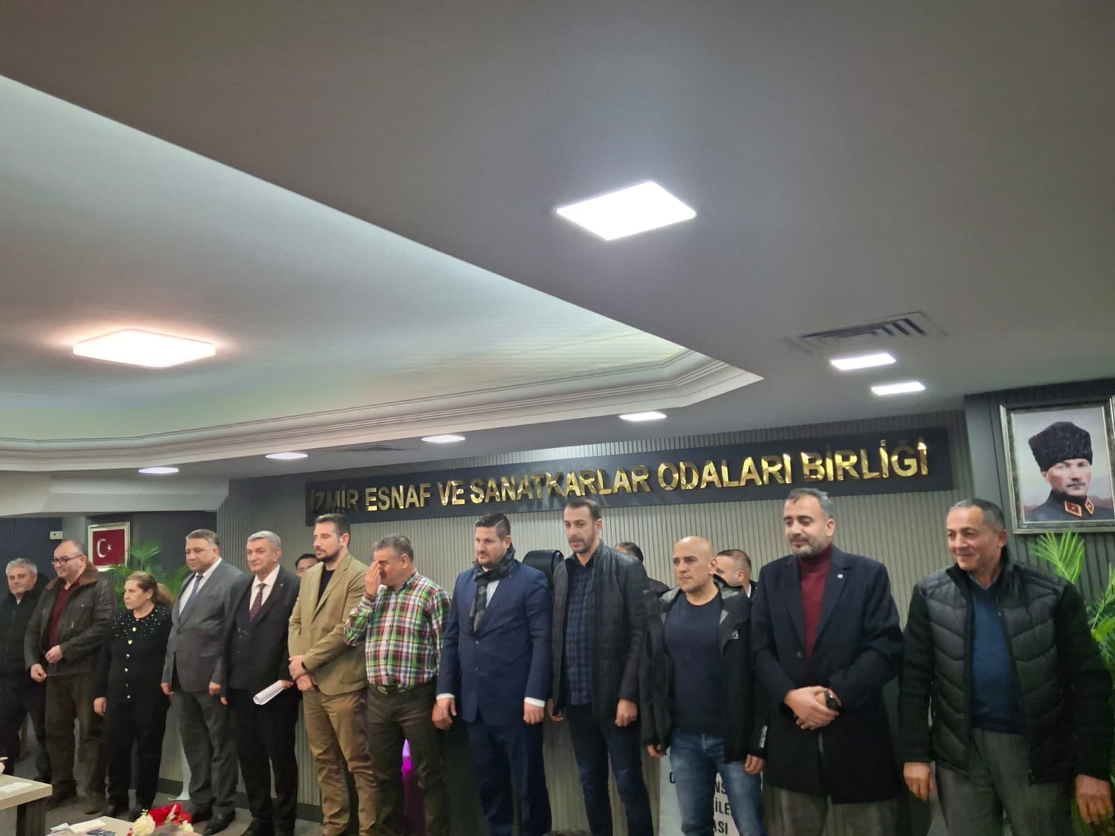 İZMİR OTEL PANSİYON VE İŞÇİLERİ ESNAF ODASI SEÇİM LİSTESİ