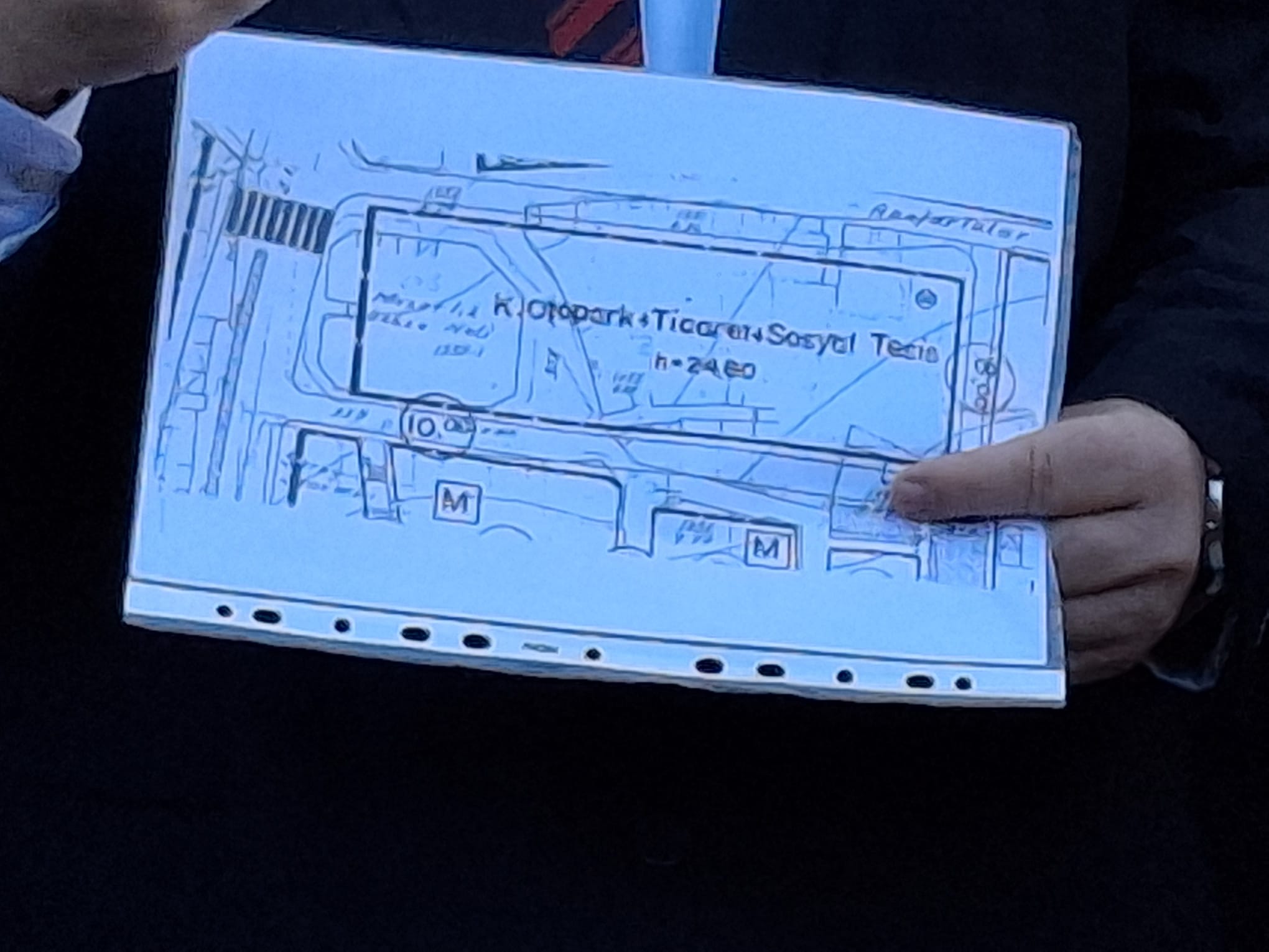 “Eski başkanları zan altında bıraktı”