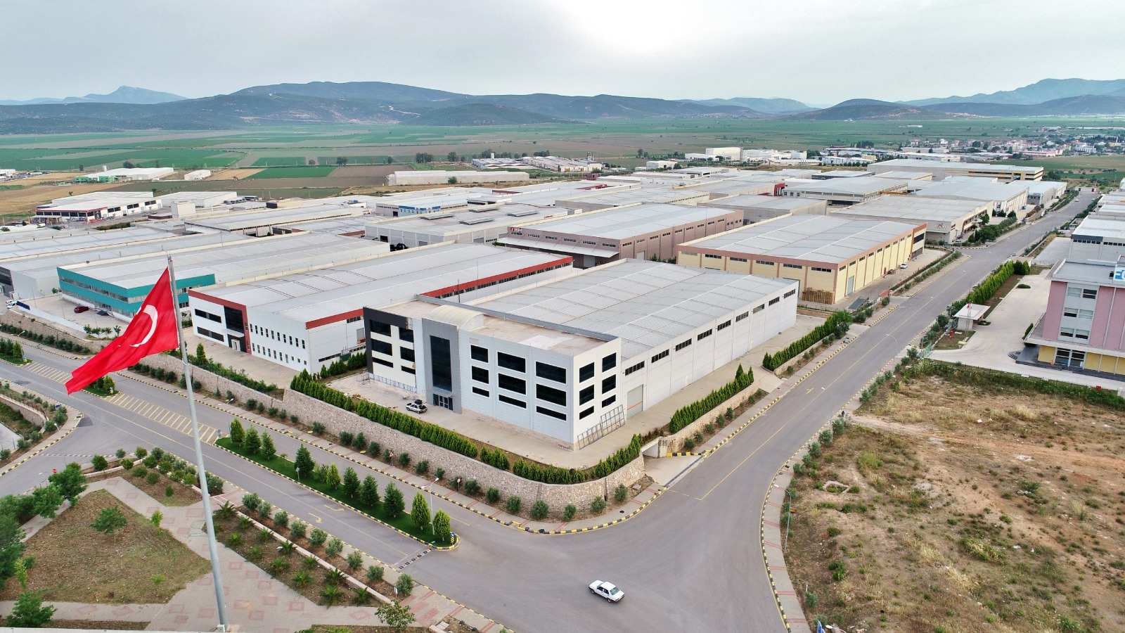 Torbalı 2025’te de İzmir’in yükünü taşıdı, 65 ili geride bıraktı!-1