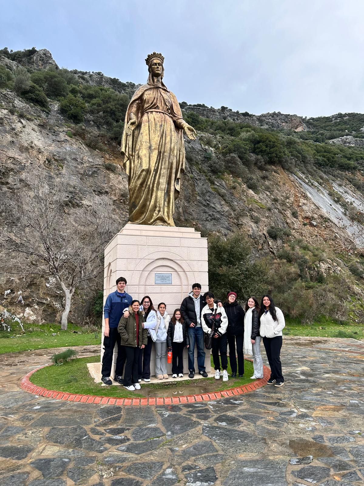 Rotary Bölge 2440 Gençlik Değişim Programları Gençlere Dünyanın Kapılarını Açıyor Foto (8)