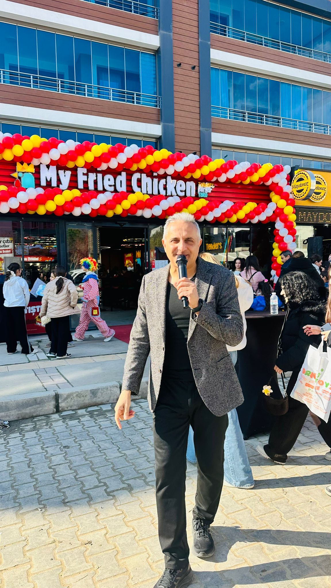 Sürprizler sürecek...