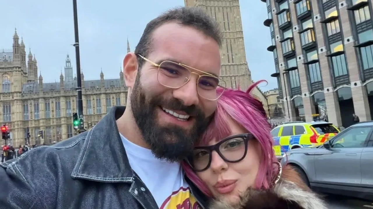 Tuna Tavus Aspenya Kim