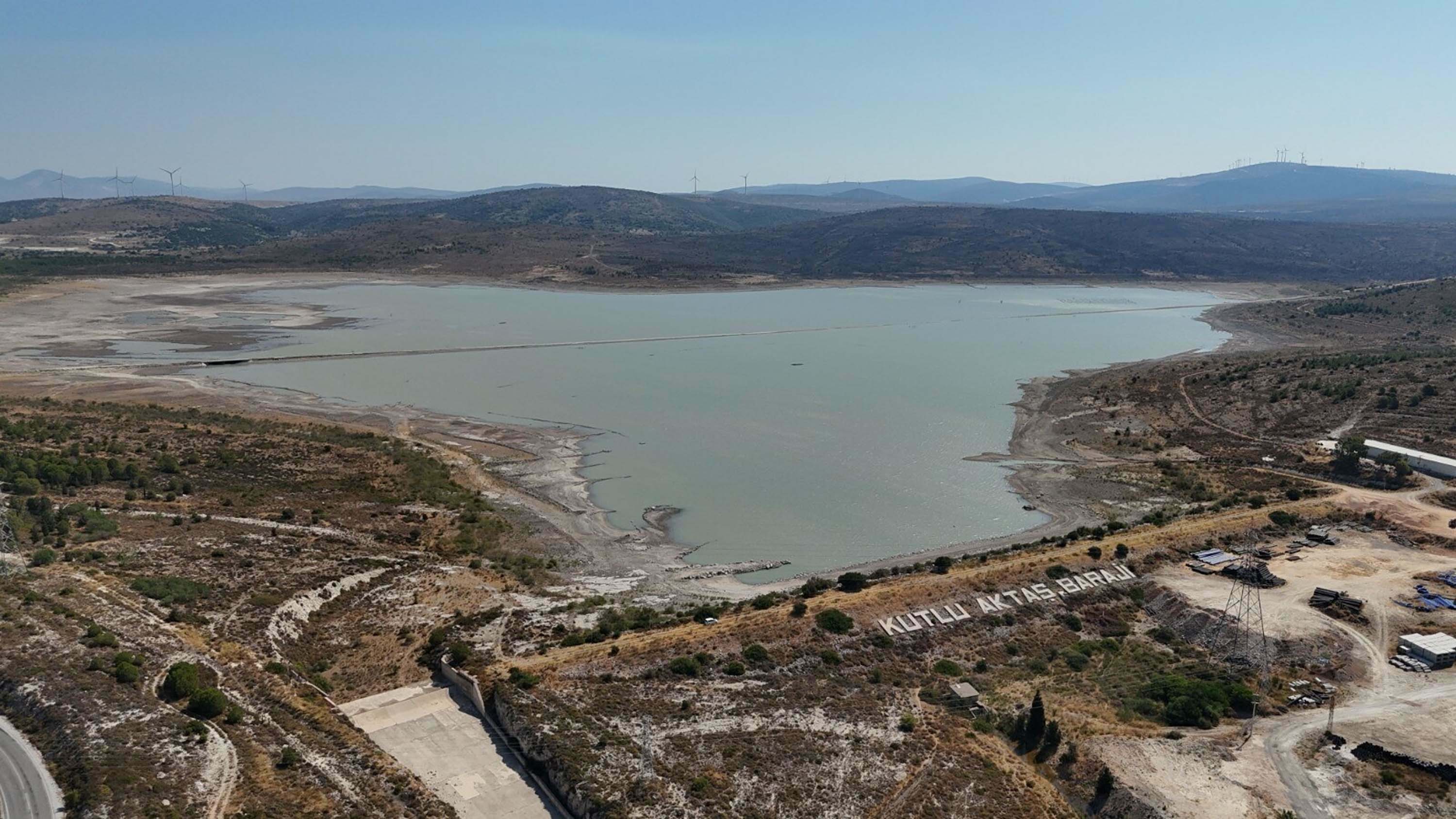 Yağdı Ama Kurtarmadı! Tahtalı Barajı Kuruma Noktasından Sadece Yüzde 1’E Çıktı-1