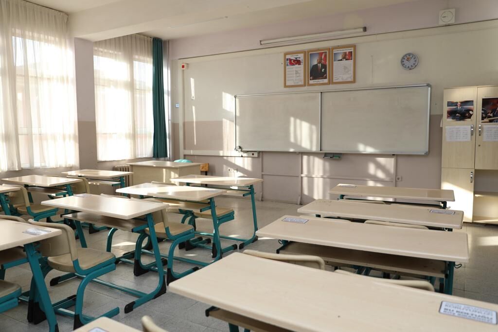 4 Ilimizde Okullar Tatil Edildi!