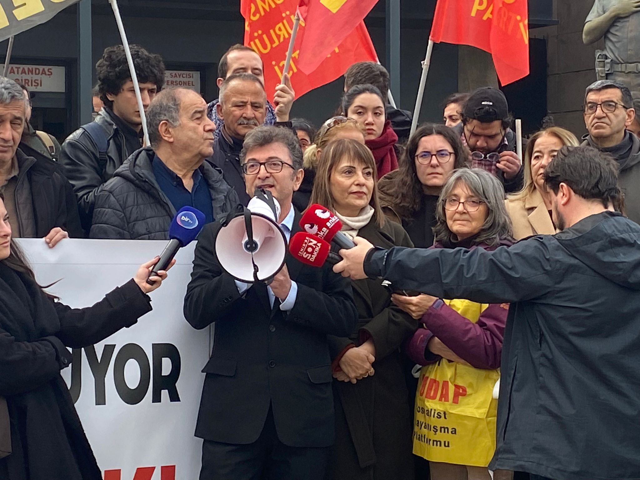 Taşkın: Cezaevleri yoksullarla dolu