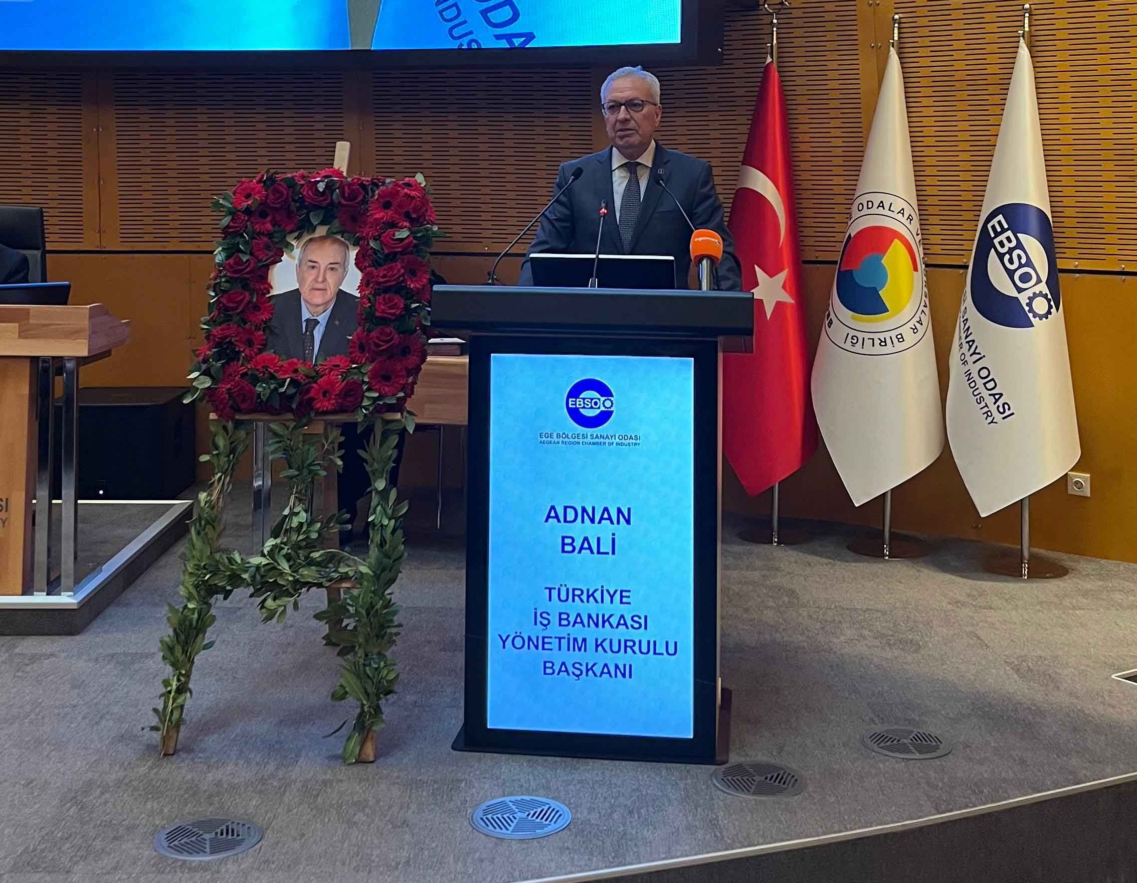 Adnan Bali: Dijitalleşme gibi çok boyutlu karmaşık bir düzen içerisinde yaşıyoruz