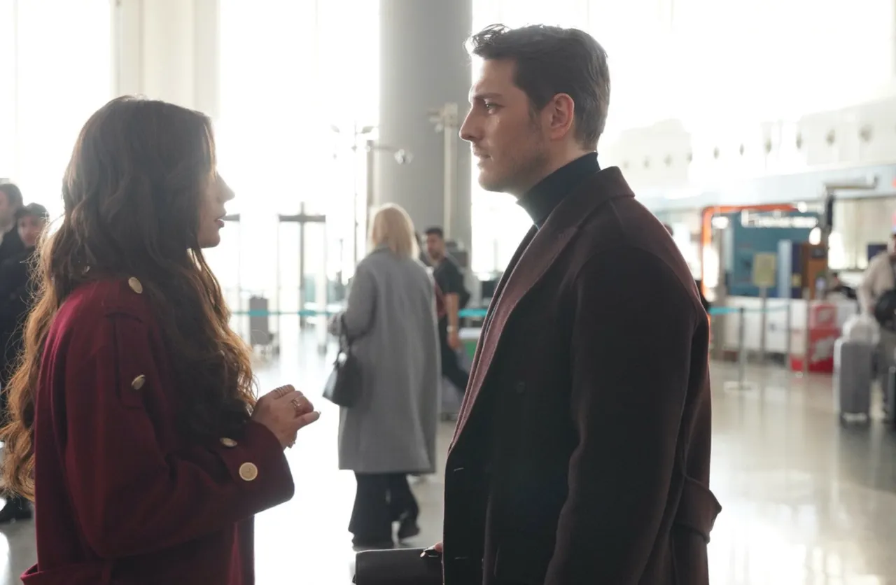 Ayni Yagmur Altinda-1