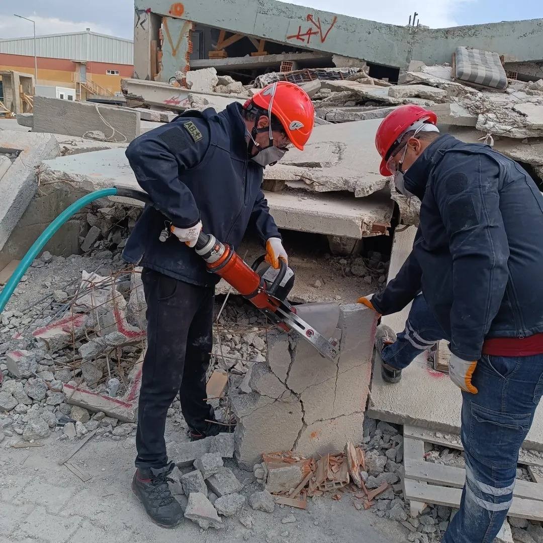 Bayraklı Belediyesi Arama Kurtarma Ekipleri Afad Eğitimini Tamamladı (5)