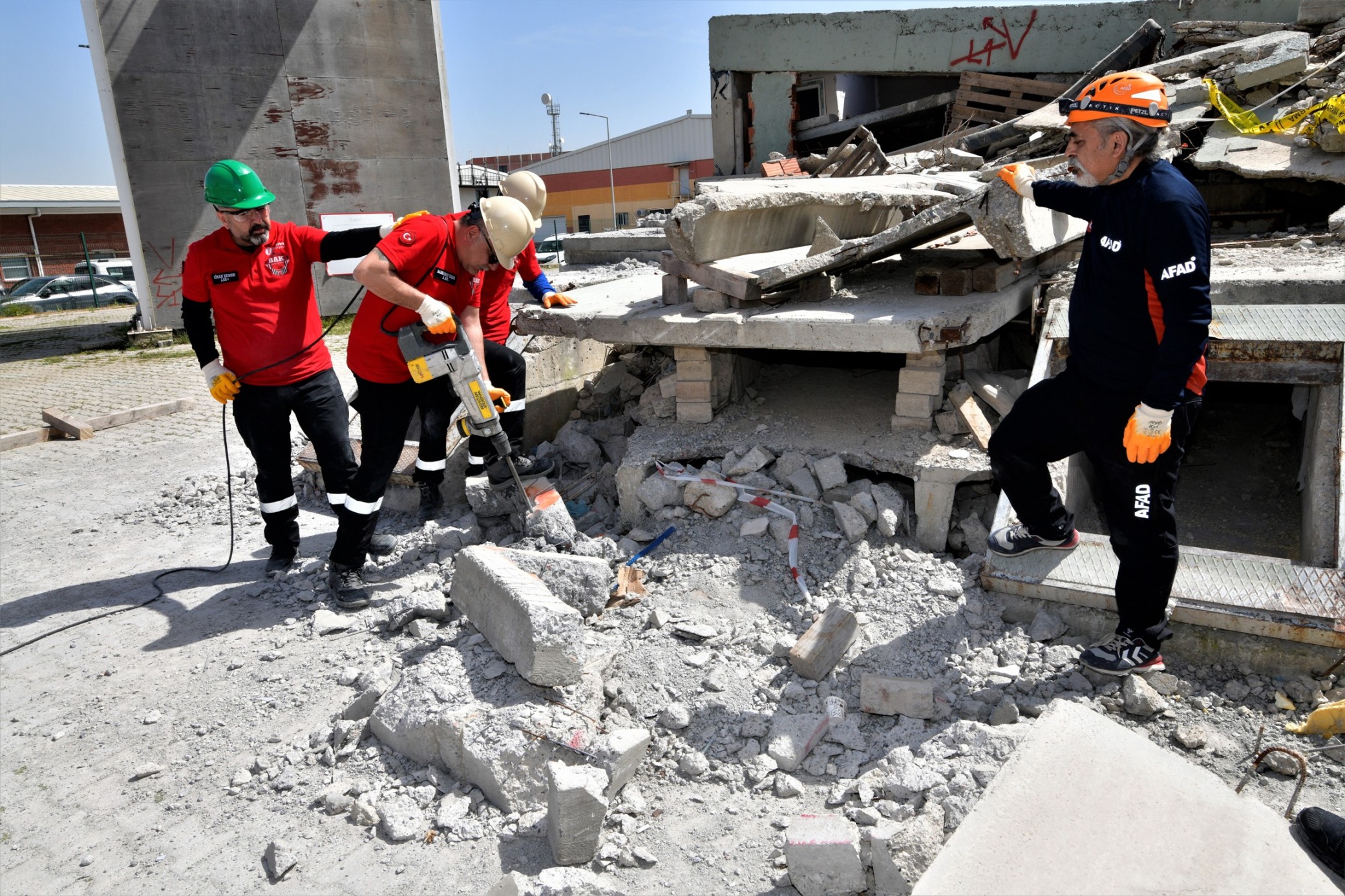 Bornova’nın Afet Gücü Tescillendi!