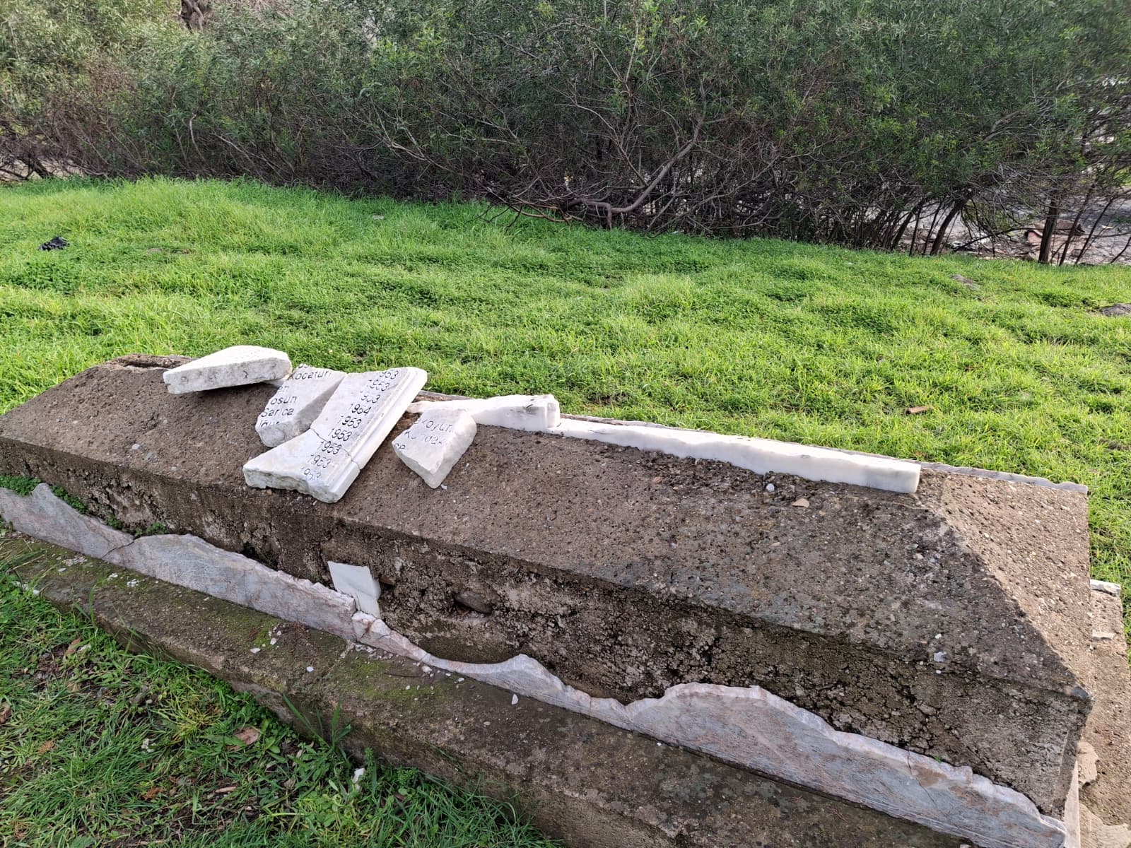 “Şehitlerimize saygı da yok…”