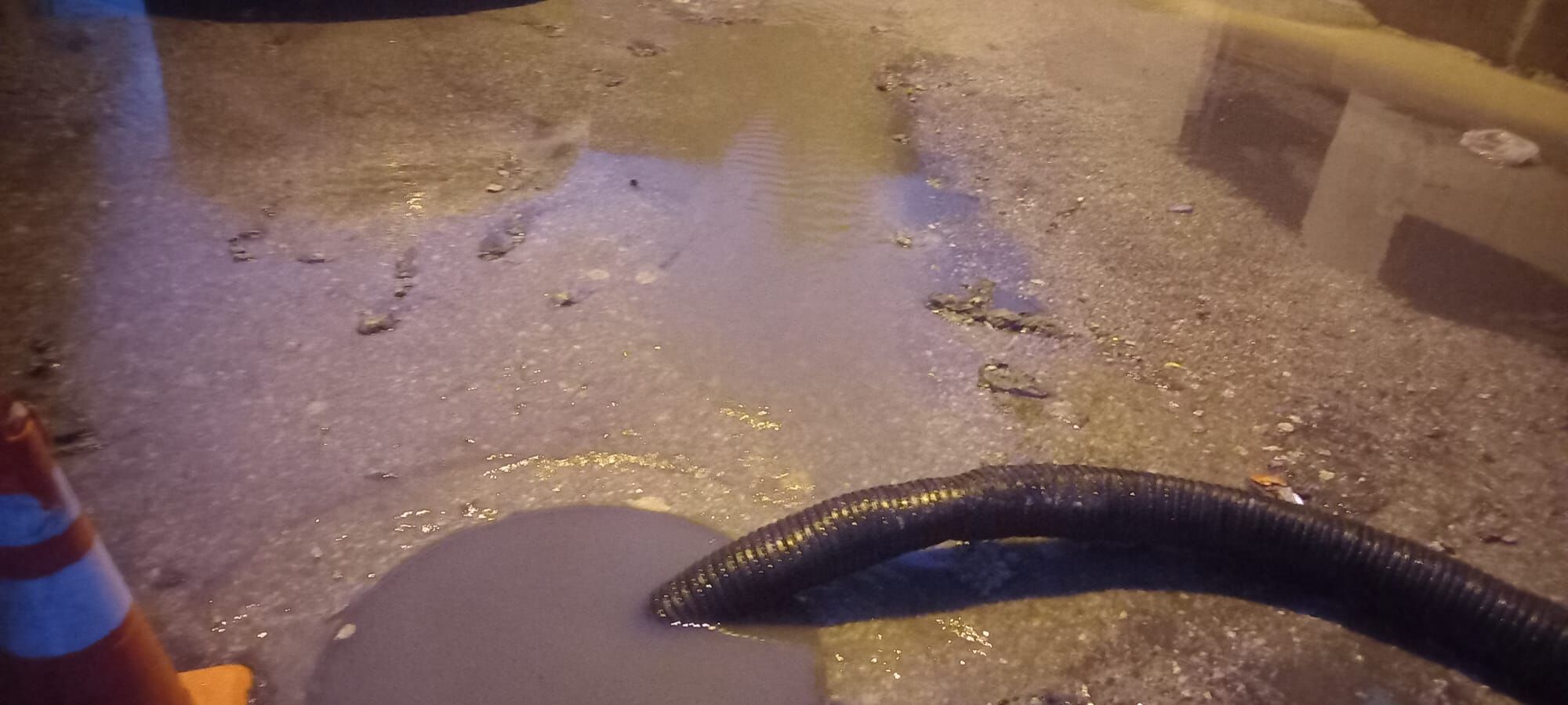 İzmir’in ortasında lağım manzarası! 